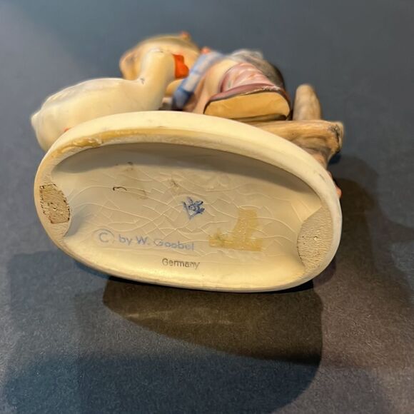 Barnyard Hero Rare Figurine marked Germany G Hummel - Picture 5 of 5